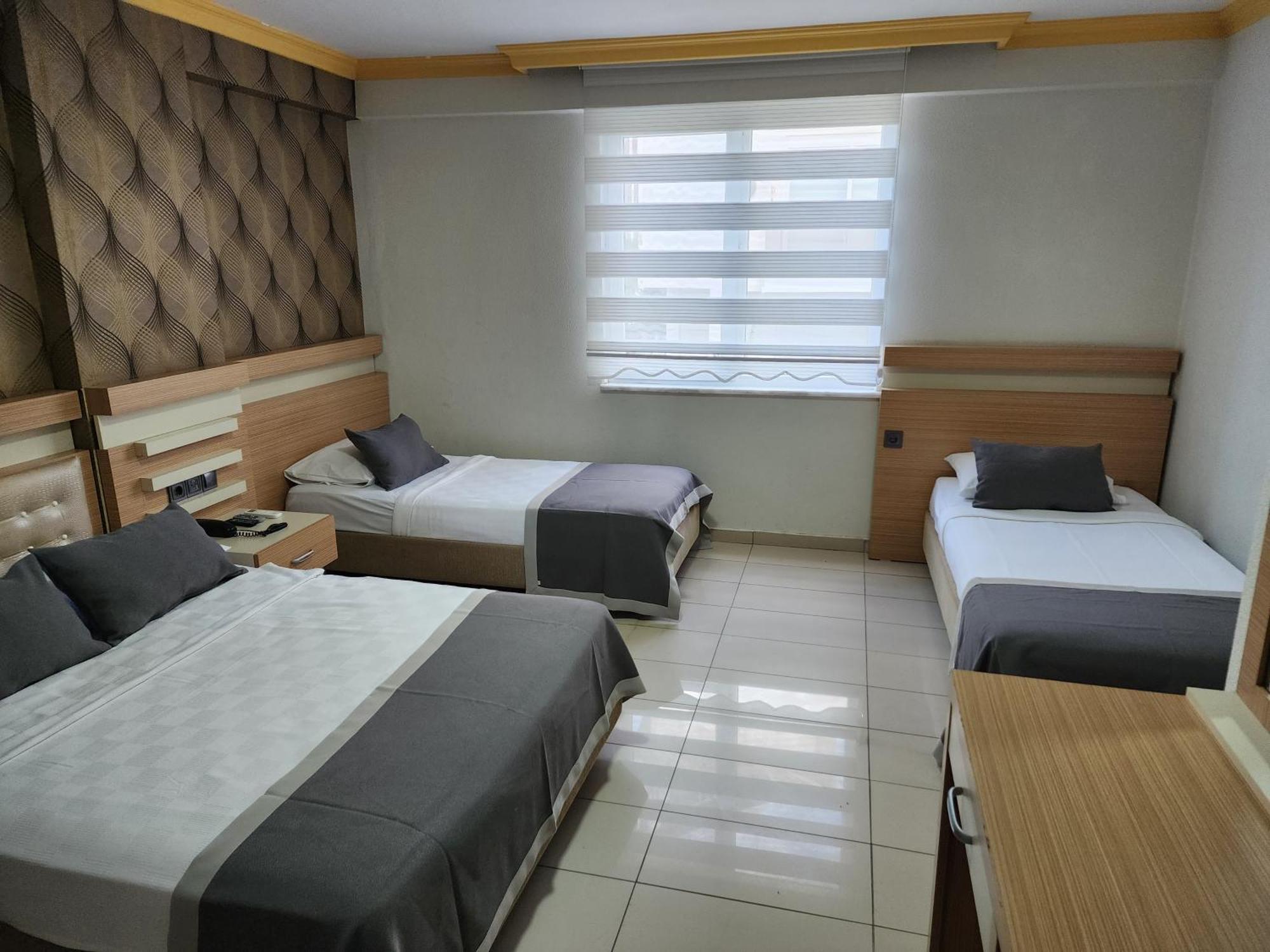 Antalya Konyaalti Guenduez Otel Екстериор снимка
